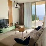 Green Coast Palasë