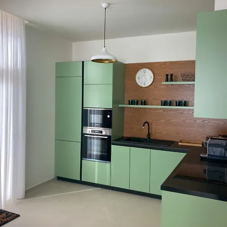 Semesterbostad Green Coast Palasë